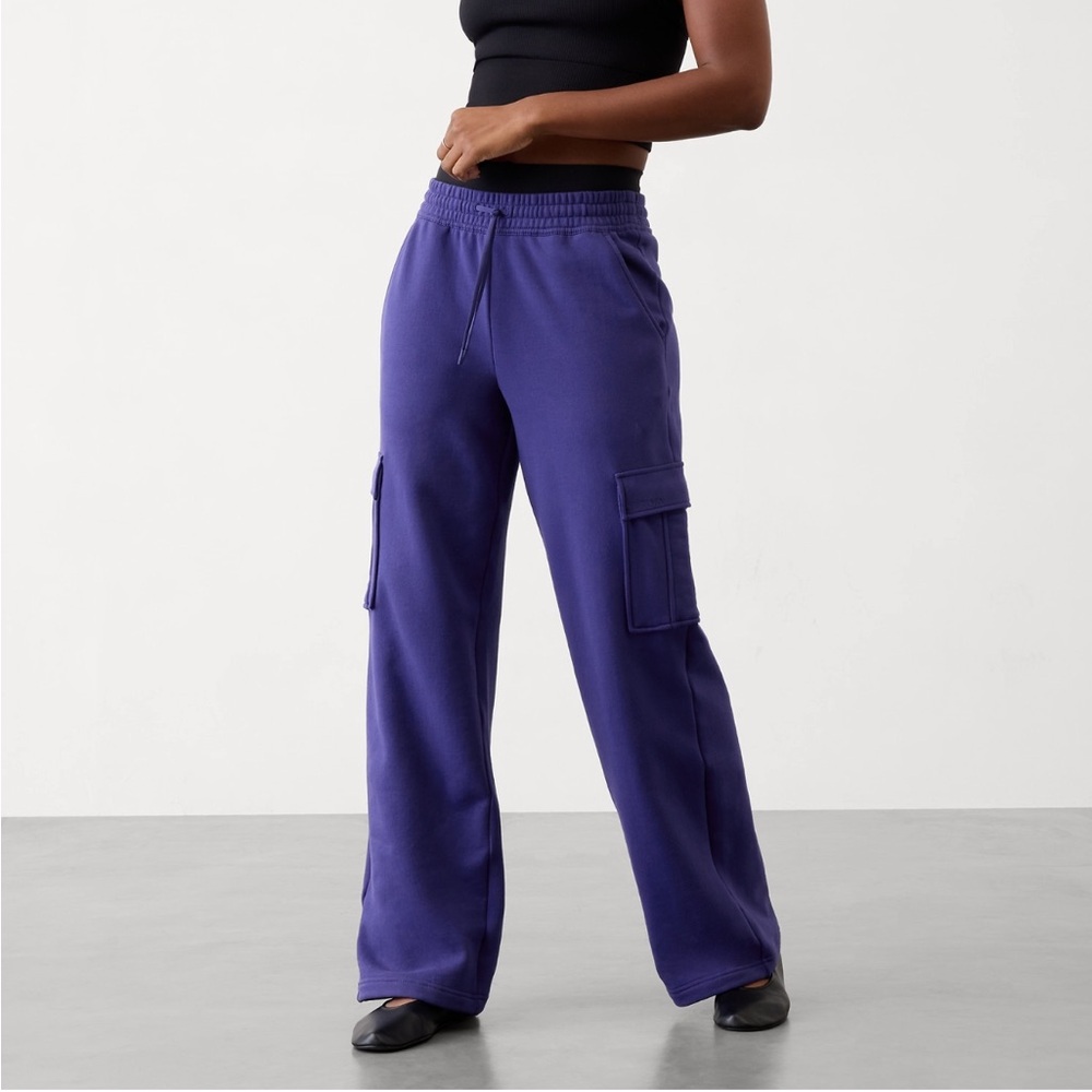 Athleta forever fleece cargo straight leg pants